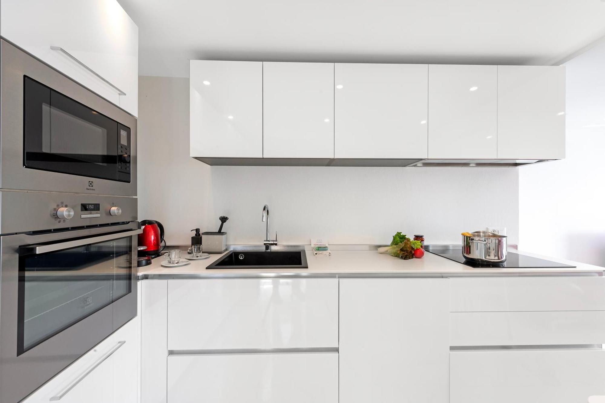 Red View Apartment - Happy Rentals Ronco sopra Ascona Exterior foto